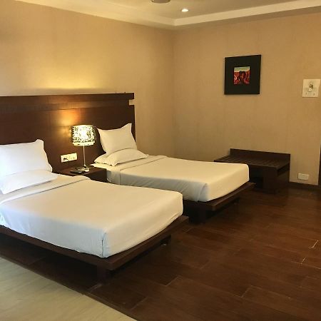 Hotel Md'S Continental Jorhāt 外观 照片
