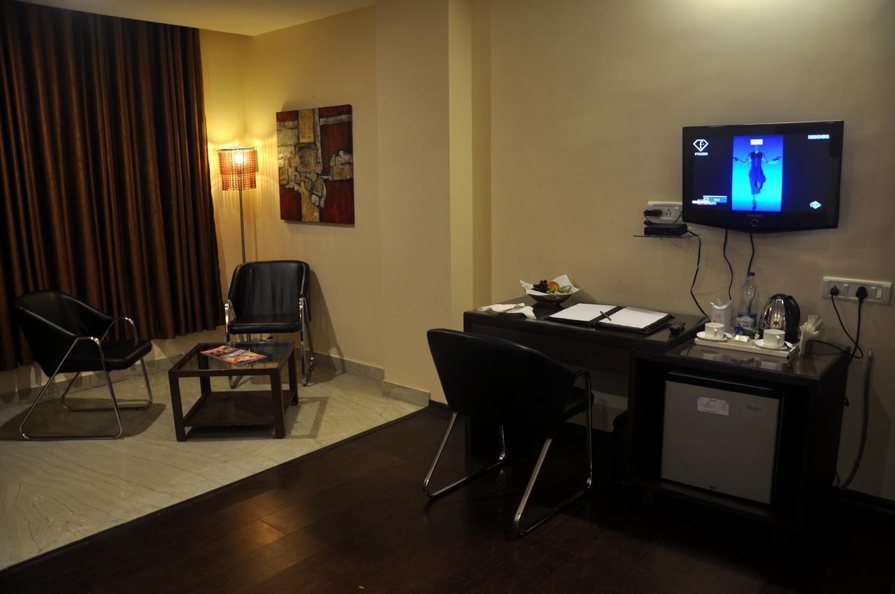 Hotel Md'S Continental Jorhāt 外观 照片